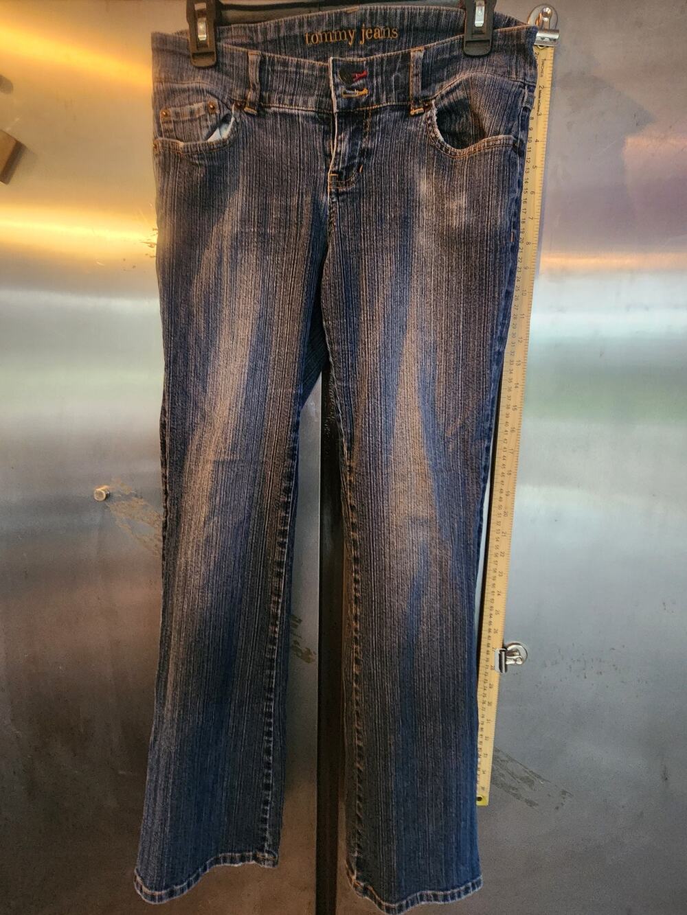Tommy Jeans Women's Size 9 Distressed Bootcut Denim Jeans Dark Wash